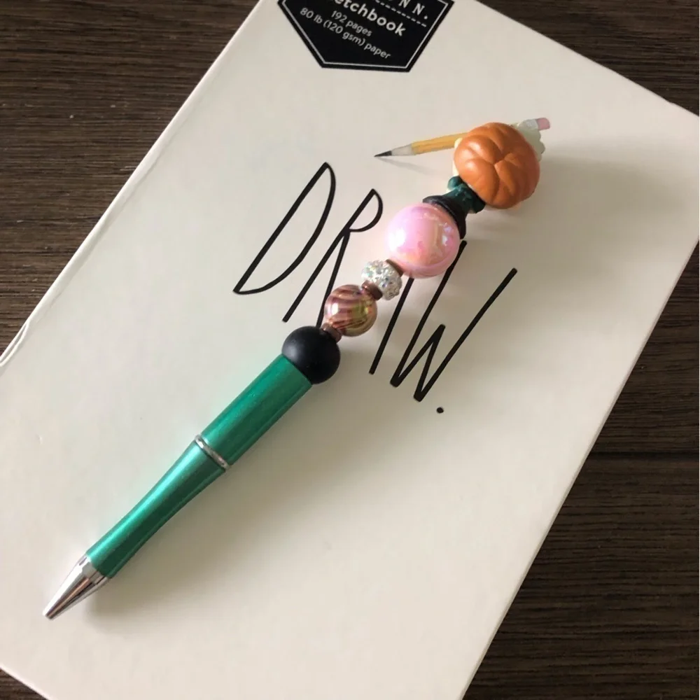 Disney Doorables: Haunted Mansion: Maid handmade beaded pen
